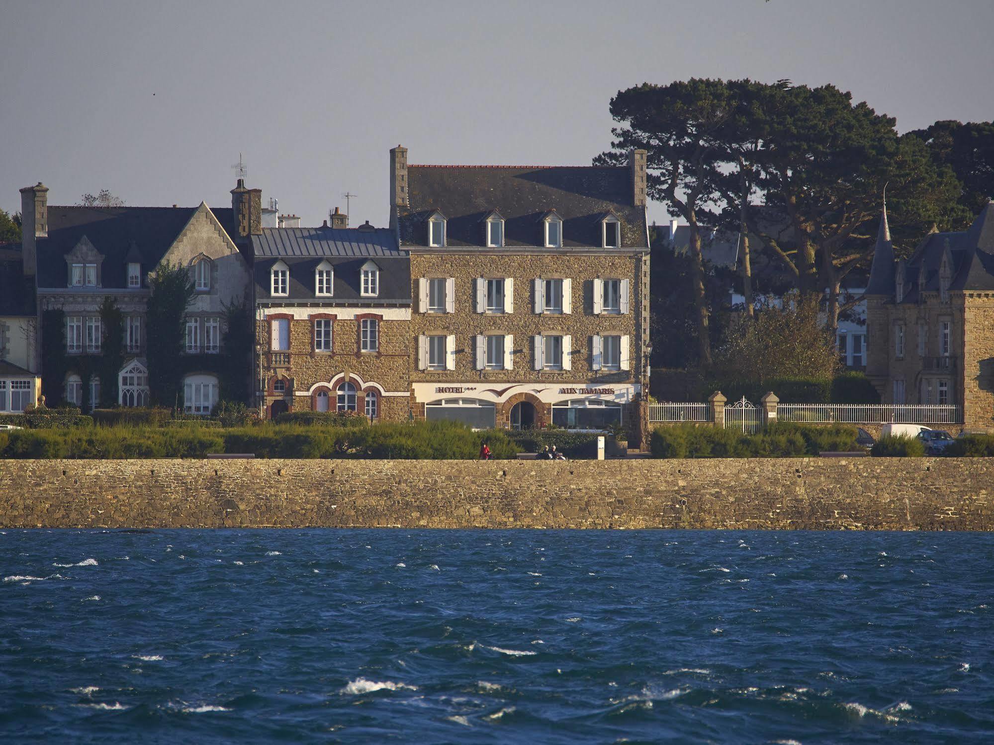 Hôtel Aux Tamaris - Vue Mer Roscoff Exterior foto